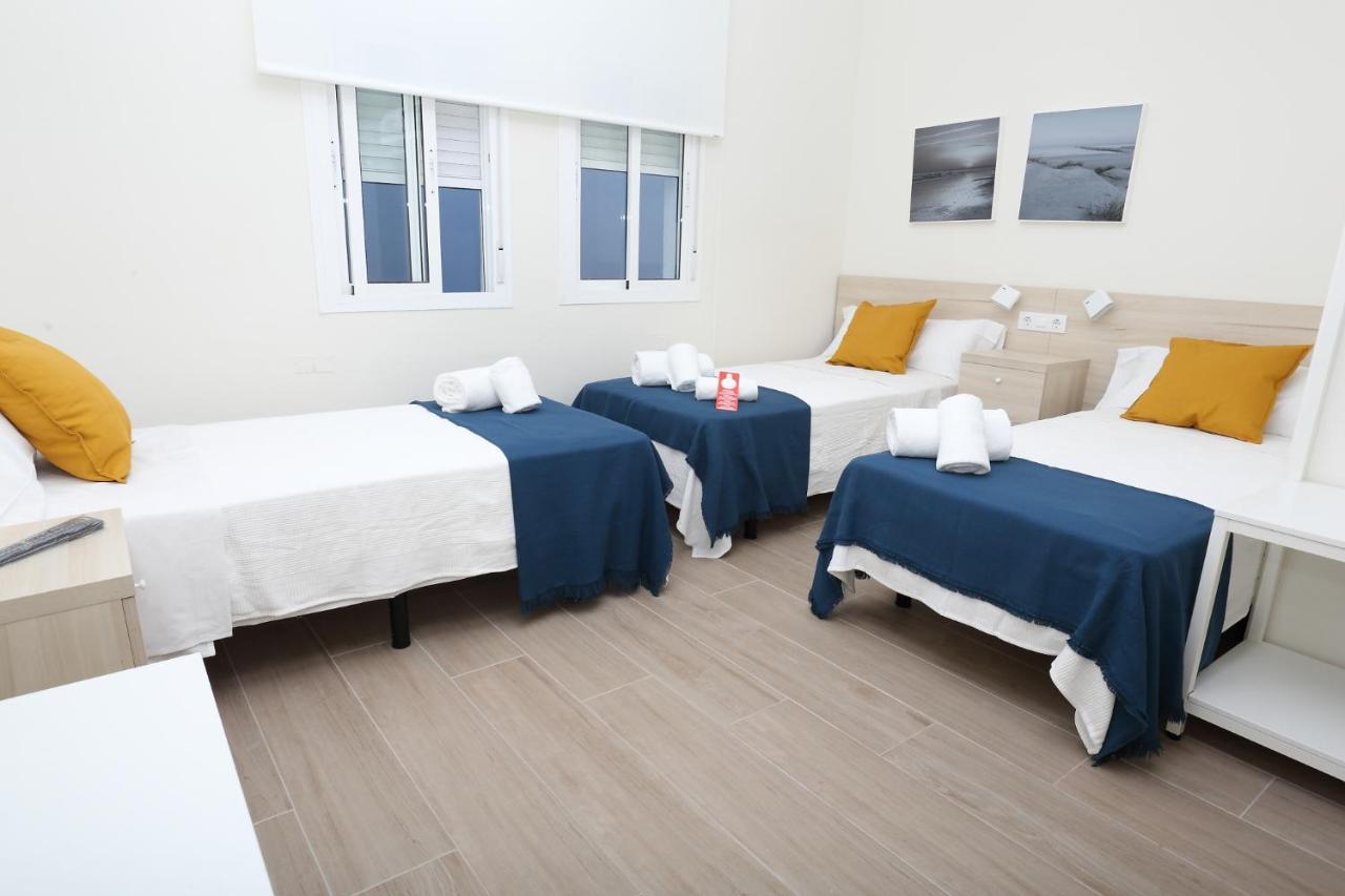 H.Palmones Hostel Kültér fotó