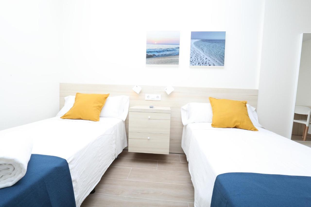 H.Palmones Hostel Kültér fotó