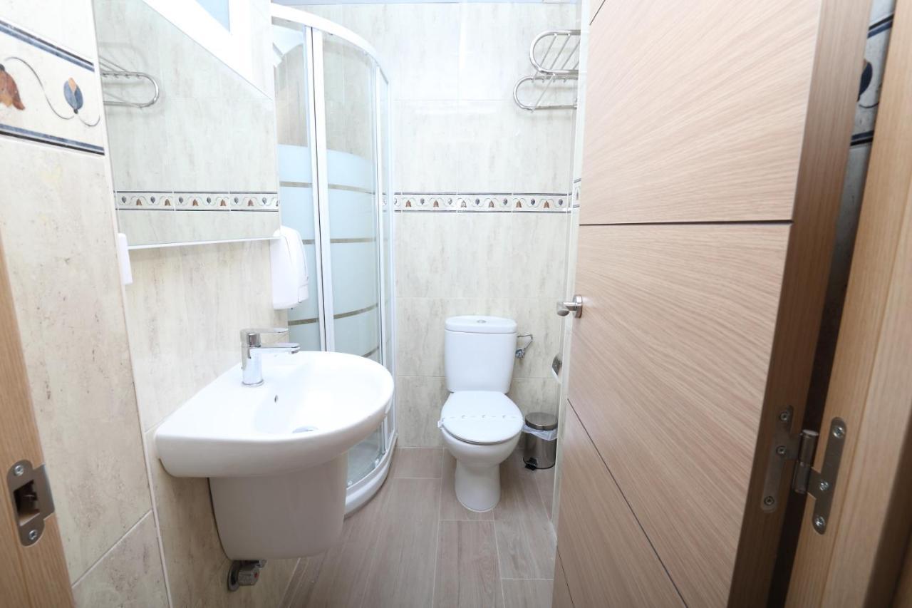 H.Palmones Hostel Kültér fotó