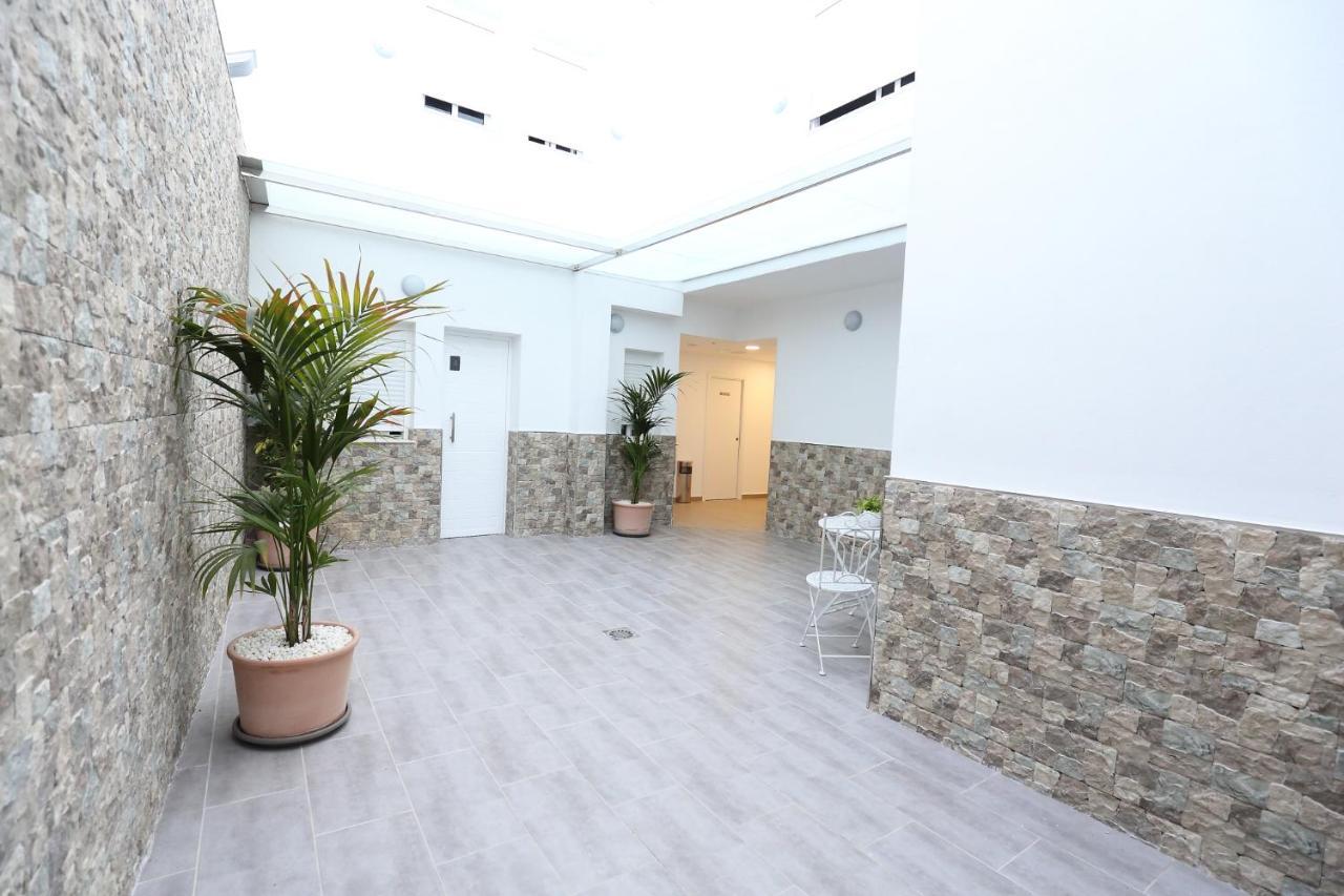 H.Palmones Hostel Kültér fotó
